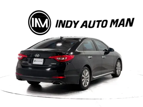 More photos of 2017 Hyundai Sonata Limited at Indy Auto Man, IN