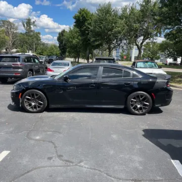 More photos of 2017 Dodge Charger R/T Daytona Edition at Indy Auto Man, IN