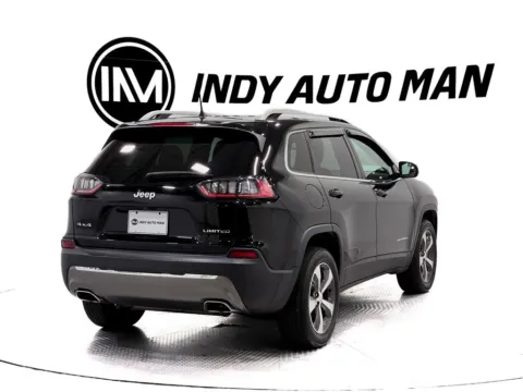 More photos of 2019 Jeep Cherokee Limited at Indy Auto Man, IN