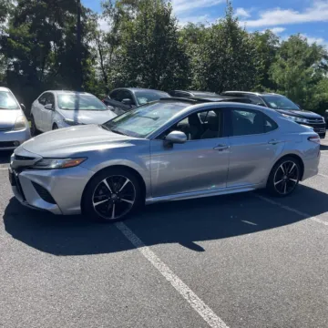 More photos of 2018 Toyota Camry XSE at Indy Auto Man, IN