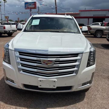 Photos of 2016 Cadillac Escalade Platinum Edition for sale in Indianapolis, IN at Indy Auto Man