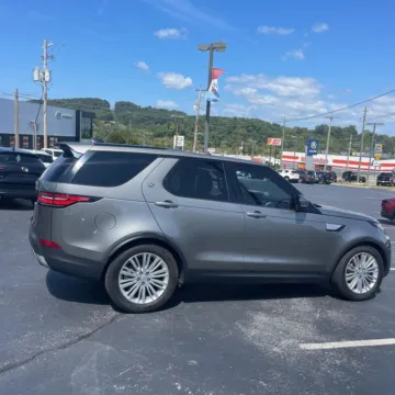 Another view of 2019 Land Rover Discovery HSE Luxury for sale in Indianapolis, IN at Indy Auto Man