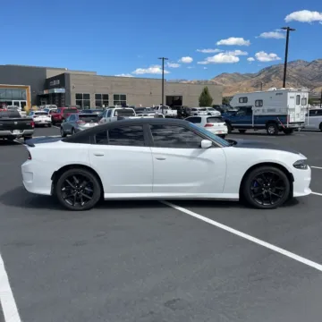 More photos of 2019 Dodge Charger GT at Indy Auto Man, IN