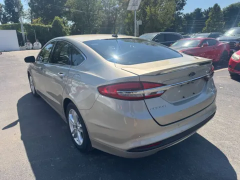 More photos of 2018 Ford Fusion SE at Indy Auto Man, IN
