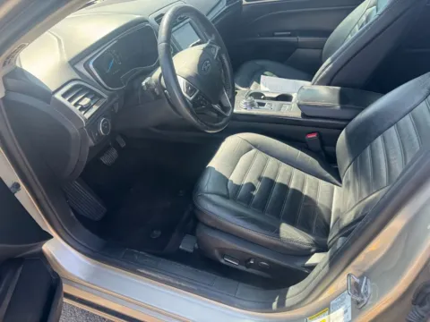 More photos of 2018 Ford Fusion SE at Indy Auto Man, IN
