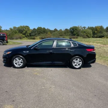 More photos of 2018 Kia Optima LX at Indy Auto Man, IN