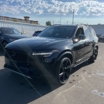 Another view of 2018 Volvo XC90 Hybrid T8 Momentum for sale in Indianapolis, IN at Indy Auto Man