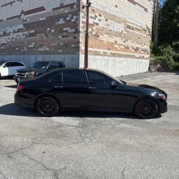 More photos of 2018 Mercedes-Benz E-Class E 43 AMG 4MATIC at Indy Auto Man, IN