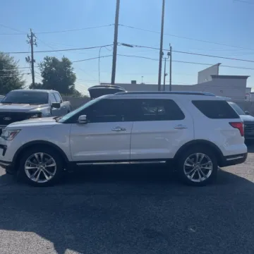 More photos of 2018 Ford Explorer Limited at Indy Auto Man, IN