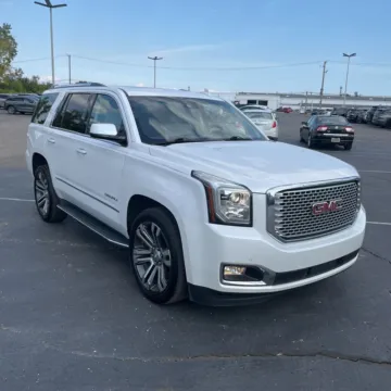 White 2017 GMC Yukon Denali for sale in Indianapolis, IN