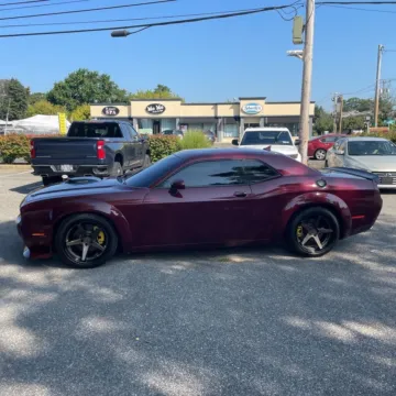 More photos of 2018 Dodge Challenger R/T Shaker at Indy Auto Man, IN
