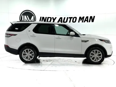 Another view of 2019 Land Rover Discovery SE for sale in Indianapolis, IN at Indy Auto Man