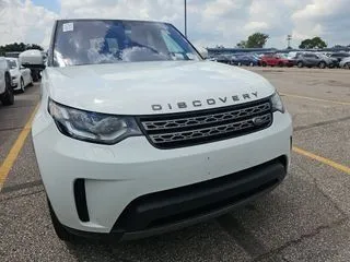 Photos of 2019 Land Rover Discovery SE for sale in Indianapolis, IN at Indy Auto Man