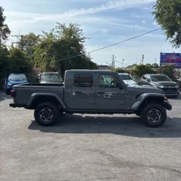 More photos of 2021 Jeep Gladiator Mojave at Indy Auto Man, IN