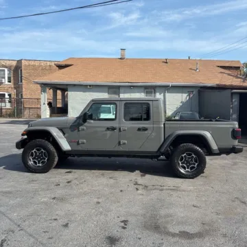 More photos of 2021 Jeep Gladiator Mojave at Indy Auto Man, IN