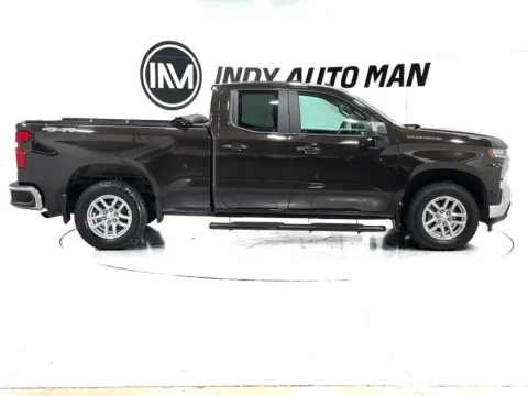 Another view of 2019 Chevrolet Silverado 1500 LT for sale in Indianapolis, IN at Indy Auto Man