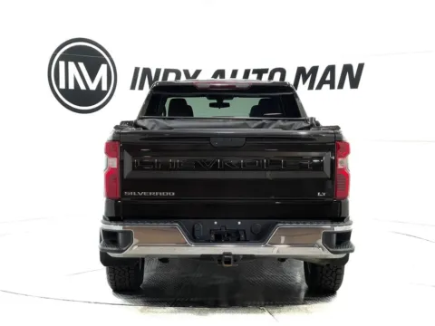 More photos of 2019 Chevrolet Silverado 1500 LT at Indy Auto Man, IN
