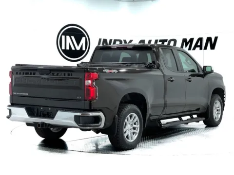 More photos of 2019 Chevrolet Silverado 1500 LT at Indy Auto Man, IN