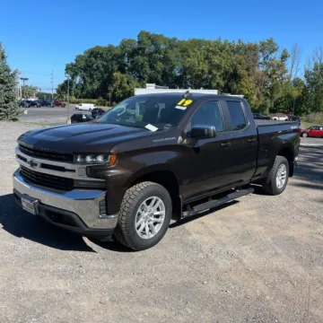 Another view of 2019 Chevrolet Silverado 1500 LT for sale in Indianapolis, IN at Indy Auto Man