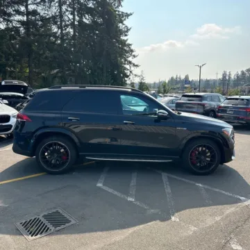 More photos of 2021 Mercedes-Benz GLE 63 S AMG 4MATIC at Indy Auto Man, IN