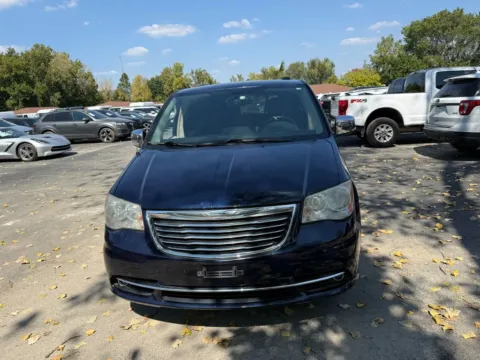Photos of 2014 Chrysler Town & Country 30th Anniversary Edition for sale in Indianapolis, IN at Indy Auto Man