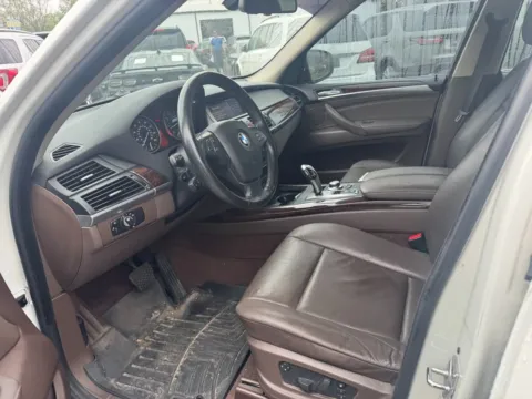 More photos of 2008 BMW X5 4.8i at Indy Auto Man, IN