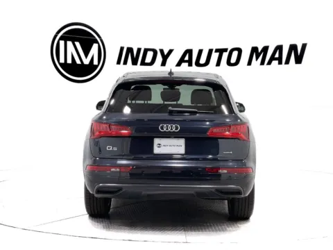 More photos of 2020 Audi Q5 Premium quattro at Indy Auto Man, IN