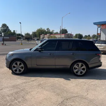 More photos of 2019 Land Rover Range Rover 5.0L V8 Supercharged at Indy Auto Man, IN