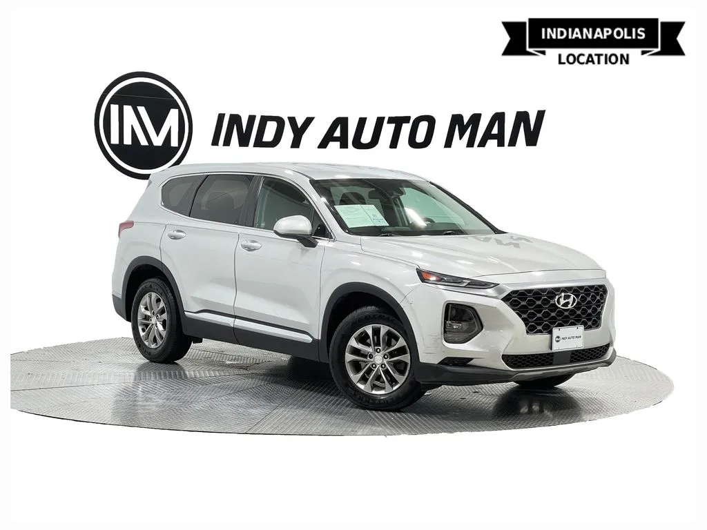 Silver 2020 Hyundai Santa Fe SE for sale in Indianapolis, IN