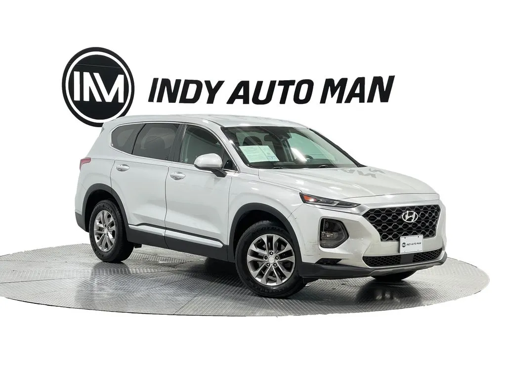 Silver 2020 Hyundai Santa Fe SE for sale in Indianapolis, IN