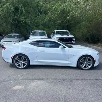 More photos of 2017 Chevrolet Camaro 2LT at Indy Auto Man, IN