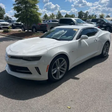 Another view of 2017 Chevrolet Camaro 2LT for sale in Indianapolis, IN at Indy Auto Man