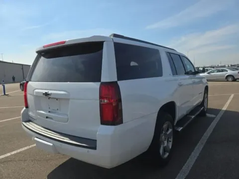 More photos of 2019 Chevrolet Suburban LT at Indy Auto Man, IN