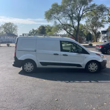 More photos of 2020 Ford Transit Connect XL at Indy Auto Man, IN