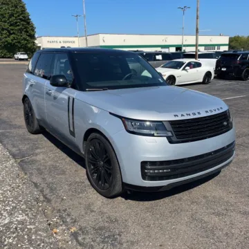 Silver 2024 Land Rover Range Rover SE for sale in Indianapolis, IN