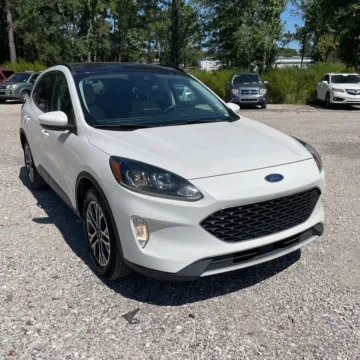 White 2021 Ford Escape Hybrid SEL for sale in Indianapolis, IN