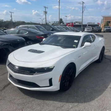 Photos of 2022 Chevrolet Camaro LT1 for sale in Indianapolis, IN at Indy Auto Man