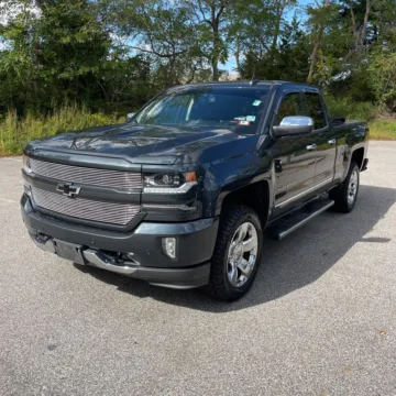 Another view of 2017 Chevrolet Silverado 1500 LTZ 2LZ for sale in Indianapolis, IN at Indy Auto Man