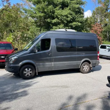 More photos of 2018 Mercedes-Benz Sprinter 2500 Passenger 144 WB at Indy Auto Man, IN