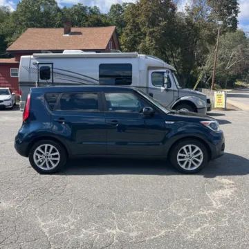 More photos of 2019 Kia Soul Plus at Indy Auto Man, IN