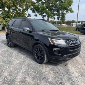 Black 2019 Ford Explorer XLT for sale in Indianapolis, IN