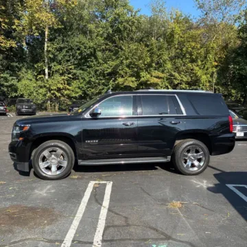 More photos of 2018 Chevrolet Tahoe Premier at Indy Auto Man, IN