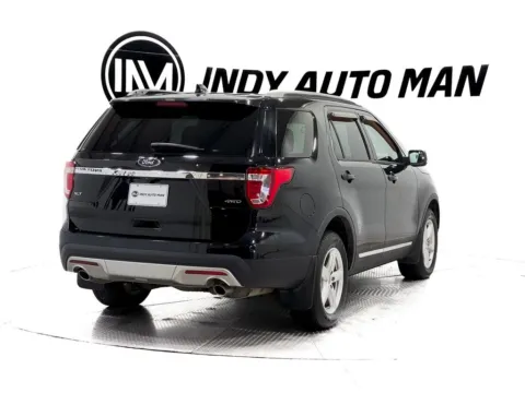 More photos of 2016 Ford Explorer XLT at Indy Auto Man, IN