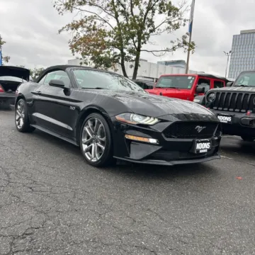Black 2018 Ford Mustang GT Premium for sale in Indianapolis, IN