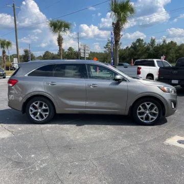 More photos of 2018 Kia Sorento SX at Indy Auto Man, IN