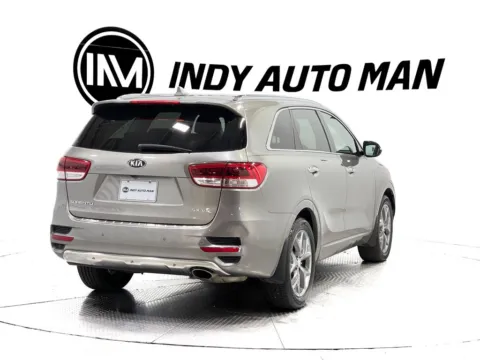 More photos of 2018 Kia Sorento SX at Indy Auto Man, IN