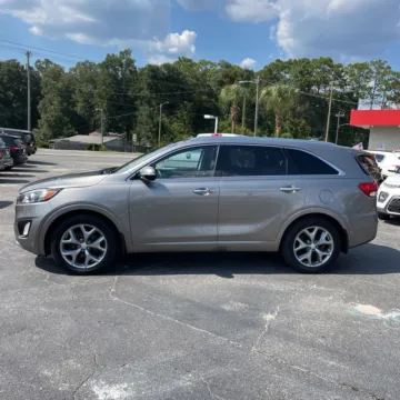 More photos of 2018 Kia Sorento SX at Indy Auto Man, IN
