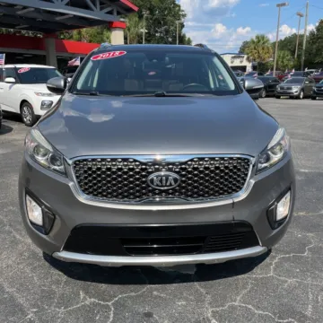 Photos of 2018 Kia Sorento SX for sale in Indianapolis, IN at Indy Auto Man