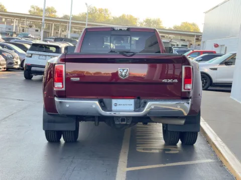 More photos of 2018 Ram 3500 Laramie at Indy Auto Man, IN