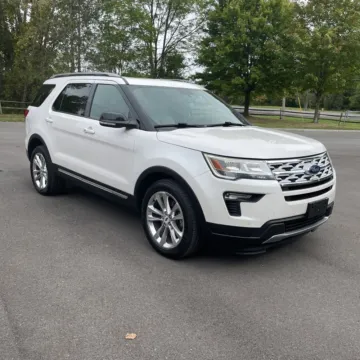 White 2018 Ford Explorer XLT for sale in Indianapolis, IN